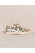 Load image into Gallery viewer, Leopard Low Top Sneaker
