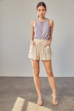 Load image into Gallery viewer, Shirred Loose Fitting Shorts
