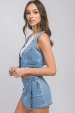 Load image into Gallery viewer, Denim Button Down Vest Top
