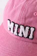 Load image into Gallery viewer, Pink &#39;Mama &amp; Mini&#39; Baseball Cap Set - Moon Blossom Boutique
