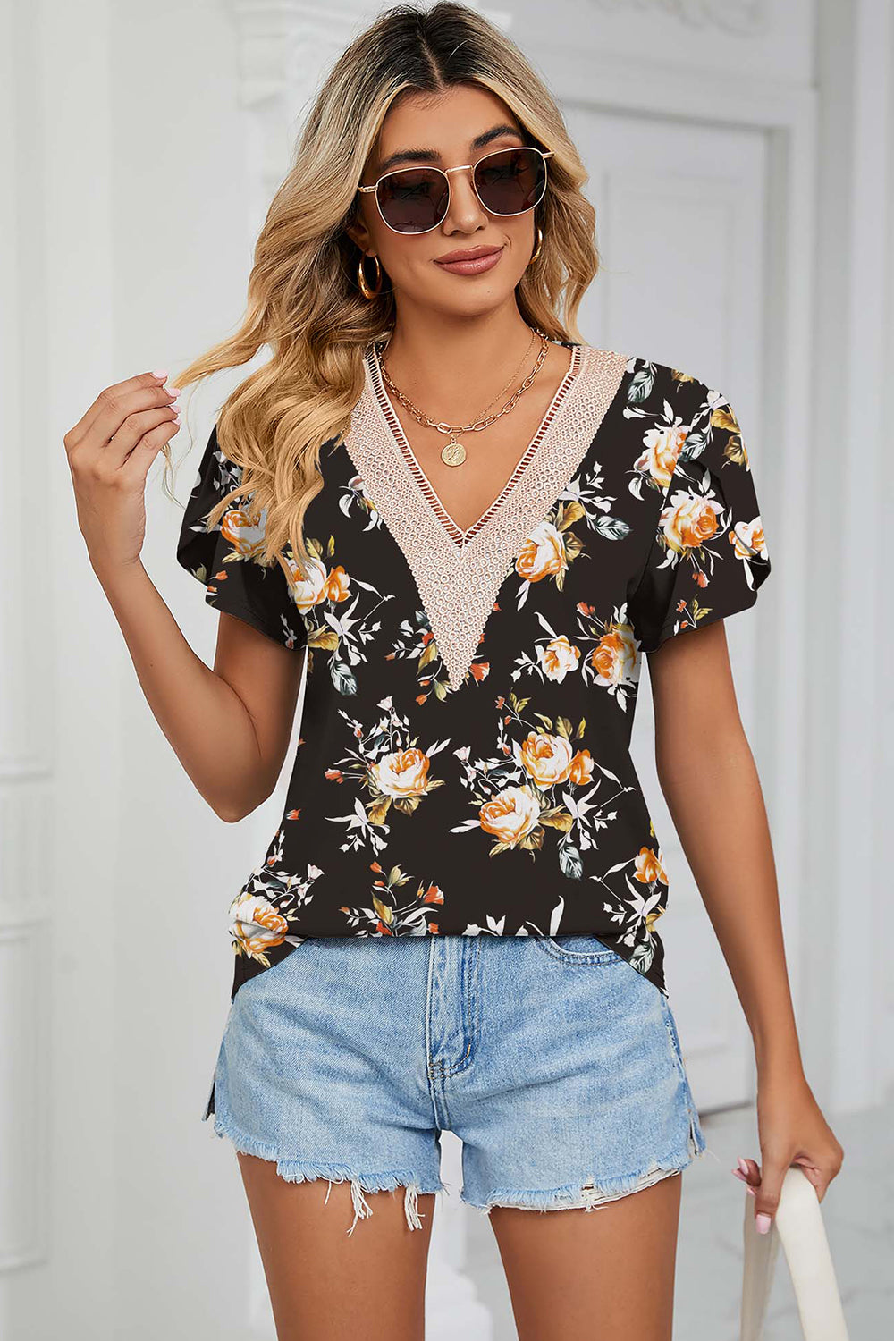 Floral Print Embroidered V-Neck Tee