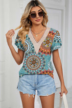 Load image into Gallery viewer, Floral Print Embroidered V-Neck Tee
