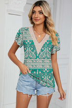 Load image into Gallery viewer, Floral Print Embroidered V-Neck Tee
