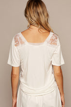 Load image into Gallery viewer, V-Neck Lace Trim Top
